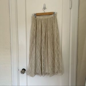 Vintage 90s Cream Lace Midi Skirt